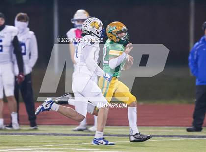 Thumbnail 2 in Tahoma @ Tumwater photogallery.