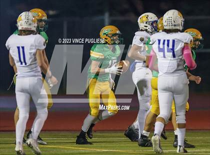 Thumbnail 3 in Tahoma @ Tumwater photogallery.