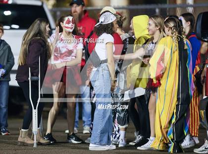 Thumbnail 1 in Tahoma @ Tumwater photogallery.