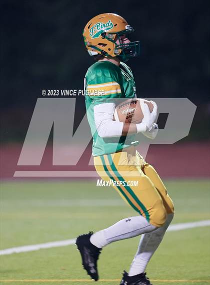 Thumbnail 1 in Tahoma @ Tumwater photogallery.