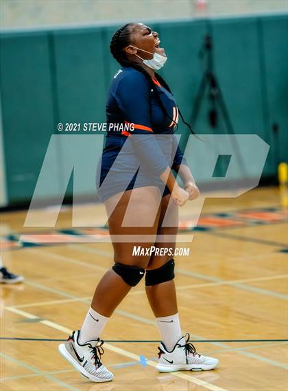 Thumbnail 1 in Cosumnes Oaks vs. Folsom (CIF SJS D1 QUARTERFINALS playoff) photogallery.