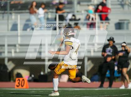 Thumbnail 1 in El Camino @ Carlsbad photogallery.