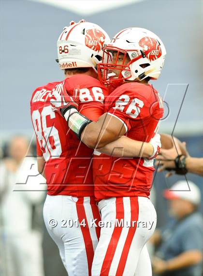 Thumbnail 3 in Katy vs Dawson (UIL 6A Regional Playoff) photogallery.