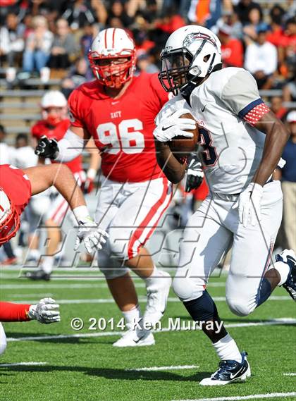 Thumbnail 2 in Katy vs Dawson (UIL 6A Regional Playoff) photogallery.