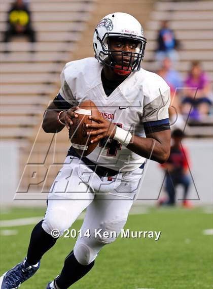 Thumbnail 2 in Katy vs Dawson (UIL 6A Regional Playoff) photogallery.