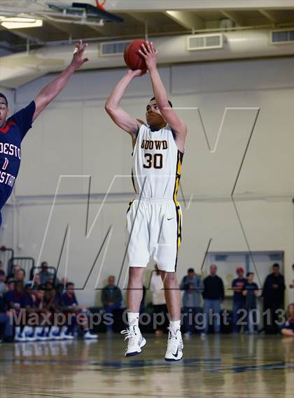 Thumbnail 2 in Bishop O'Dowd vs. Modesto Christian (CIF NorCal Regional Open Division Playoffs) photogallery.