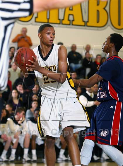 Thumbnail 1 in Bishop O'Dowd vs. Modesto Christian (CIF NorCal Regional Open Division Playoffs) photogallery.