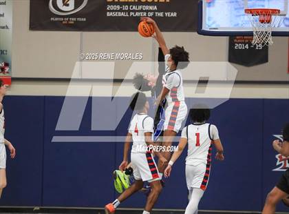 Thumbnail 2 in Alta Loma vs Maranatha (CIF SS Div 3-AA Rnd 1 Playoff) photogallery.