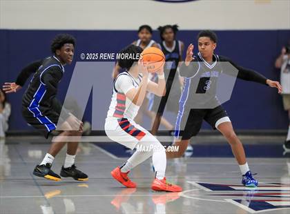 Thumbnail 1 in Alta Loma vs Maranatha (CIF SS Div 3-AA Rnd 1 Playoff) photogallery.