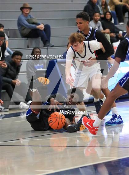 Thumbnail 3 in Alta Loma vs Maranatha (CIF SS Div 3-AA Rnd 1 Playoff) photogallery.
