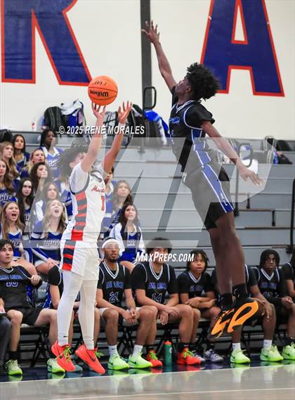 Thumbnail 3 in Alta Loma vs Maranatha (CIF SS Div 3-AA Rnd 1 Playoff) photogallery.