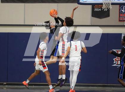 Thumbnail 3 in Alta Loma vs Maranatha (CIF SS Div 3-AA Rnd 1 Playoff) photogallery.