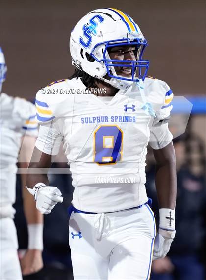 Thumbnail 1 in Springtown vs Sulphur Springs (UIL Football 4A Division 1 Area) photogallery.