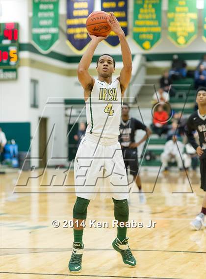 Thumbnail 3 in St. Benedict's Prep @ St. Vincent-St. Mary (LeBron James Classic) photogallery.