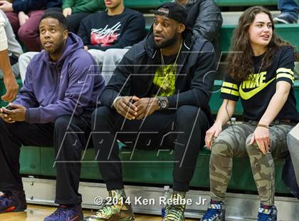 Thumbnail 2 in St. Benedict's Prep @ St. Vincent-St. Mary (LeBron James Classic) photogallery.