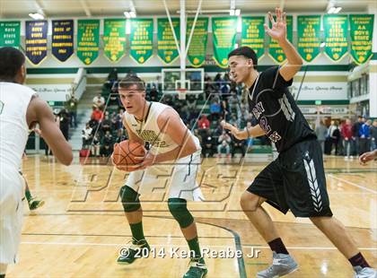 Thumbnail 2 in St. Benedict's Prep @ St. Vincent-St. Mary (LeBron James Classic) photogallery.