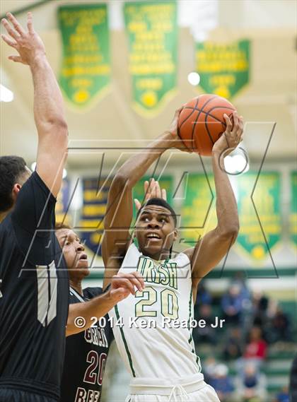 Thumbnail 2 in St. Benedict's Prep @ St. Vincent-St. Mary (LeBron James Classic) photogallery.