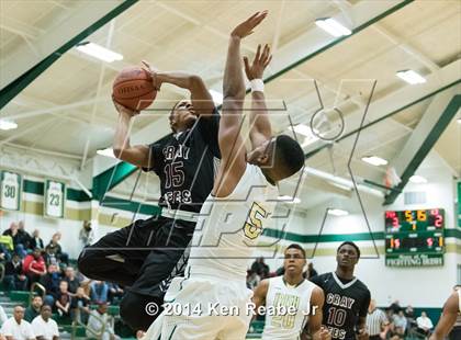 Thumbnail 1 in St. Benedict's Prep @ St. Vincent-St. Mary (LeBron James Classic) photogallery.