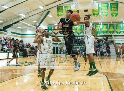 Thumbnail 3 in St. Benedict's Prep @ St. Vincent-St. Mary (LeBron James Classic) photogallery.