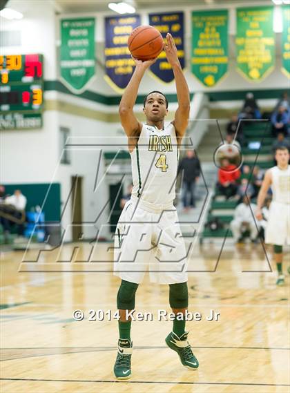 Thumbnail 2 in St. Benedict's Prep @ St. Vincent-St. Mary (LeBron James Classic) photogallery.