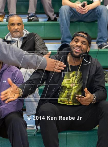 Thumbnail 1 in St. Benedict's Prep @ St. Vincent-St. Mary (LeBron James Classic) photogallery.