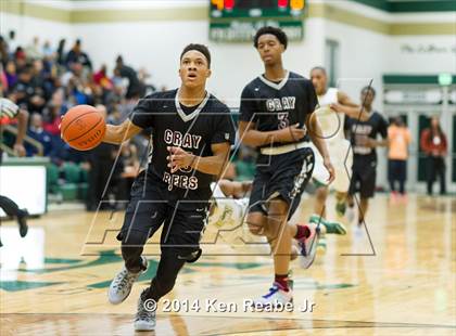 Thumbnail 2 in St. Benedict's Prep @ St. Vincent-St. Mary (LeBron James Classic) photogallery.