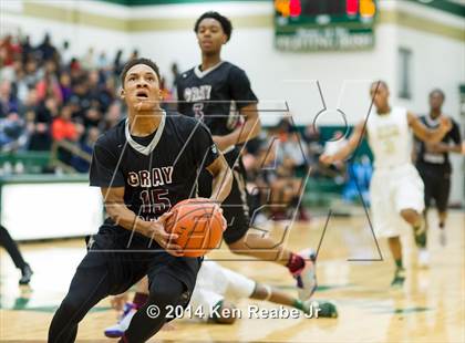 Thumbnail 1 in St. Benedict's Prep @ St. Vincent-St. Mary (LeBron James Classic) photogallery.