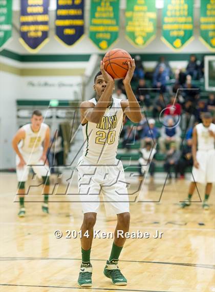 Thumbnail 2 in St. Benedict's Prep @ St. Vincent-St. Mary (LeBron James Classic) photogallery.