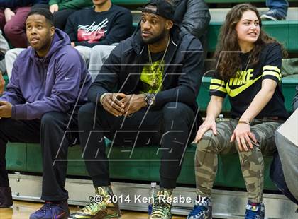 Thumbnail 3 in St. Benedict's Prep @ St. Vincent-St. Mary (LeBron James Classic) photogallery.