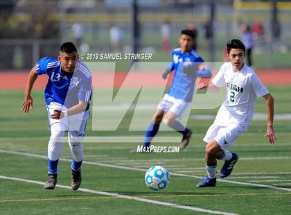 Thumbnail 2 in King City vs. Leigh (CIF CCS D4 Final) photogallery.