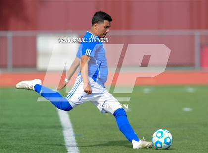 Thumbnail 1 in King City vs. Leigh (CIF CCS D4 Final) photogallery.