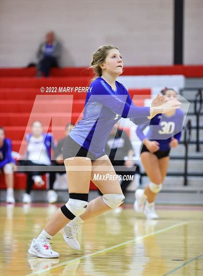 Thumbnail 1 in Lincoln @ Neshannock photogallery.
