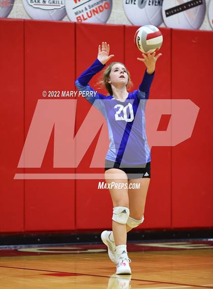 Thumbnail 2 in Lincoln @ Neshannock photogallery.
