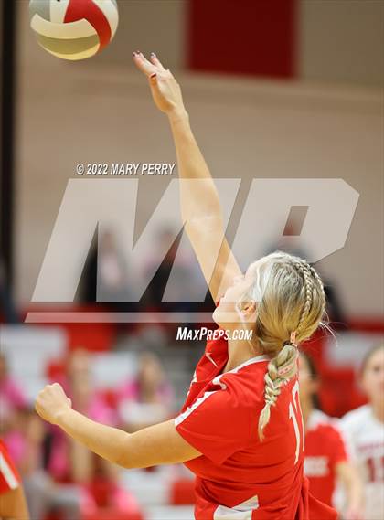 Thumbnail 2 in Lincoln @ Neshannock photogallery.