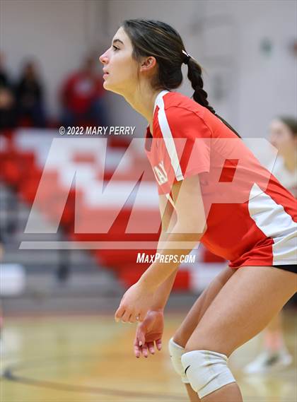 Thumbnail 3 in Lincoln @ Neshannock photogallery.