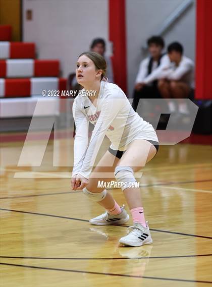 Thumbnail 2 in Lincoln @ Neshannock photogallery.