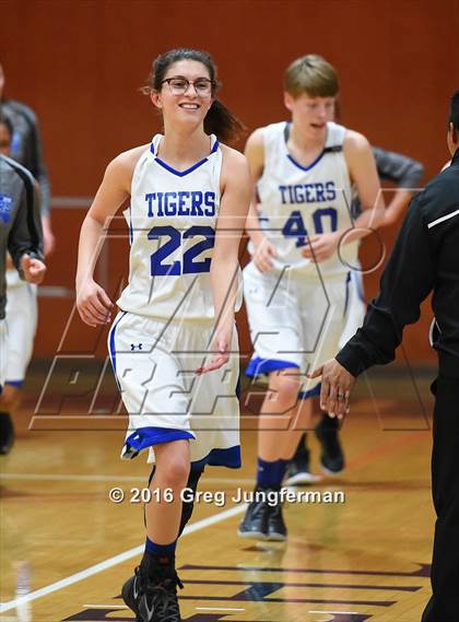 Thumbnail 1 in Analy vs. Sonoma Valley (SCL Final) photogallery.