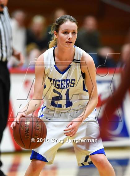 Thumbnail 2 in Analy vs. Sonoma Valley (SCL Final) photogallery.
