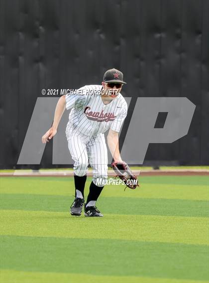 Thumbnail 1 in Coppell vs. Keller (UIL 6A Regional Semifinal) photogallery.