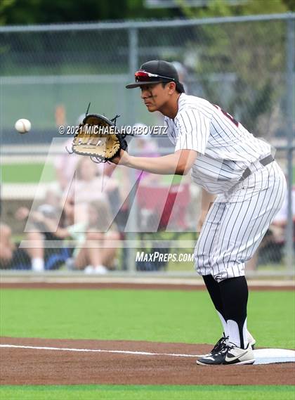 Thumbnail 3 in Coppell vs. Keller (UIL 6A Regional Semifinal) photogallery.