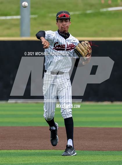 Thumbnail 2 in Coppell vs. Keller (UIL 6A Regional Semifinal) photogallery.