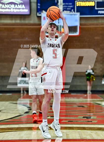 Thumbnail 2 in Highland vs. Strasburg (CHSAA 3A Great 8) photogallery.