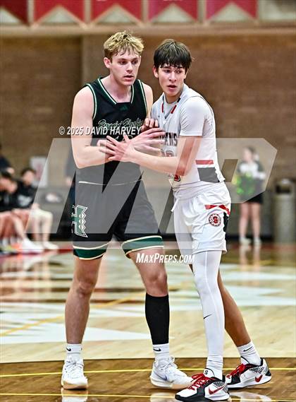 Thumbnail 3 in Highland vs. Strasburg (CHSAA 3A Great 8) photogallery.