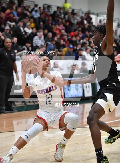 Thumbnail 2 in George Washington Prep vs. Santa Clarita Christian (The Classic at Damien) photogallery.