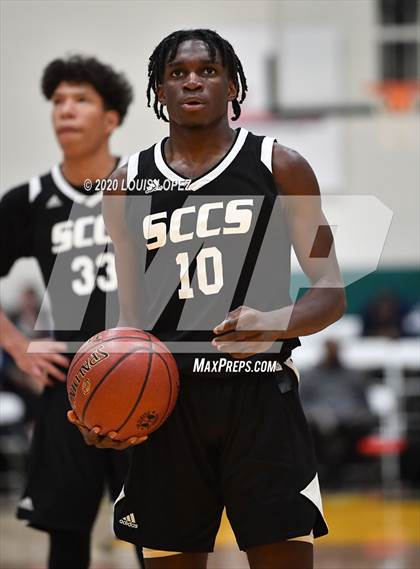 Thumbnail 2 in George Washington Prep vs. Santa Clarita Christian (The Classic at Damien) photogallery.