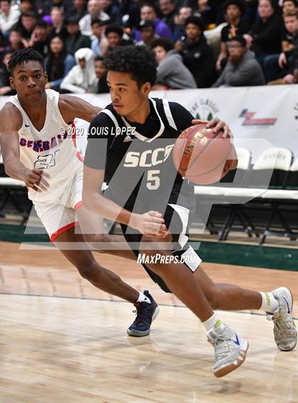 Thumbnail 3 in George Washington Prep vs. Santa Clarita Christian (The Classic at Damien) photogallery.