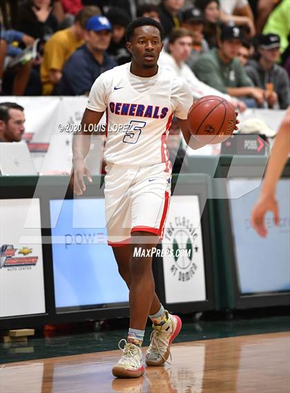 Thumbnail 2 in George Washington Prep vs. Santa Clarita Christian (The Classic at Damien) photogallery.