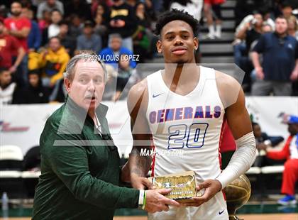 Thumbnail 3 in George Washington Prep vs. Santa Clarita Christian (The Classic at Damien) photogallery.