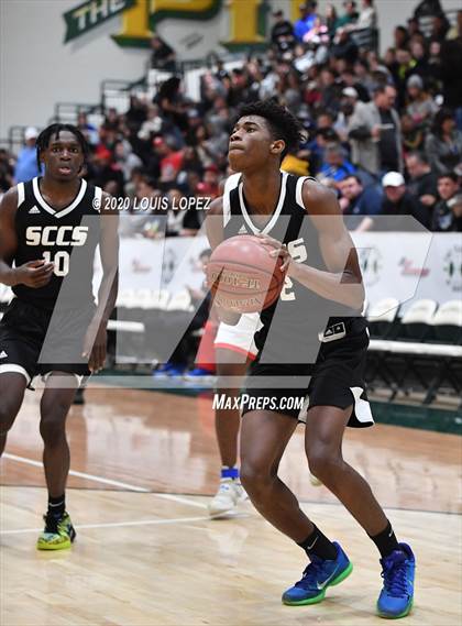 Thumbnail 2 in George Washington Prep vs. Santa Clarita Christian (The Classic at Damien) photogallery.