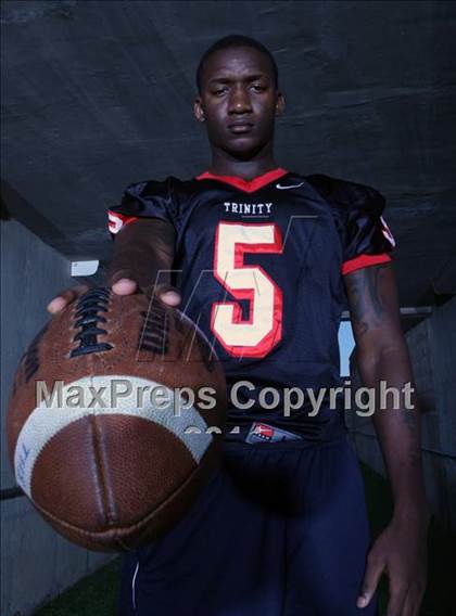 Thumbnail 1 in Trinity (Top 25 Photo Shoot) photogallery.
